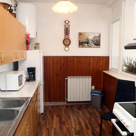 Apartman Gorgeous Sea View Mi1